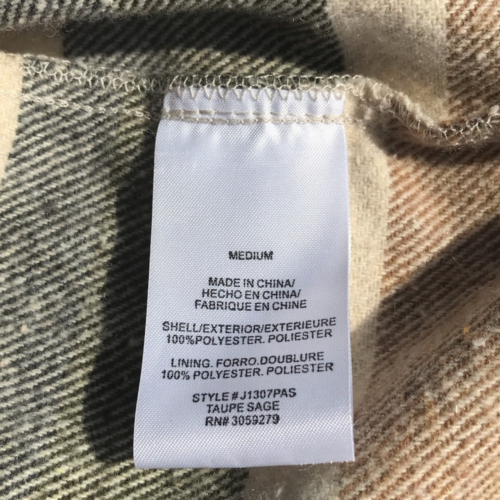 Altar'd State Large Gray Taupe Cream Plaid Shirt Jacket Size Medium - Picture 12 of 16